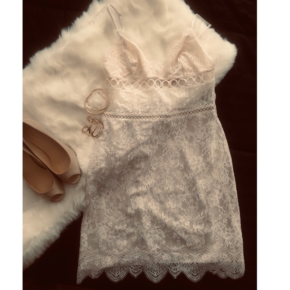 Dress 🔴 SOLD 🔴